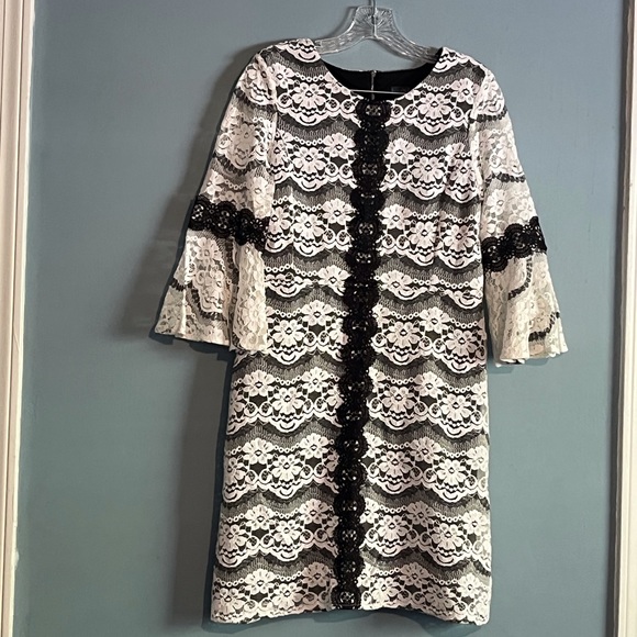 SELLING GABBY SKYE DRESS FOR WOMEN SIZE 10 P COLOR off WHITE AND BLACK - Picture 2 of 11